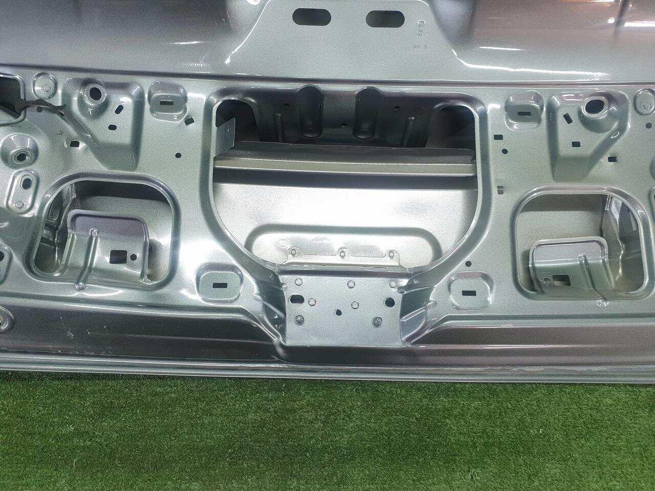 Крышка багажника VW JETTA 6 (2010-2015) 5C6827025A 0000006024666