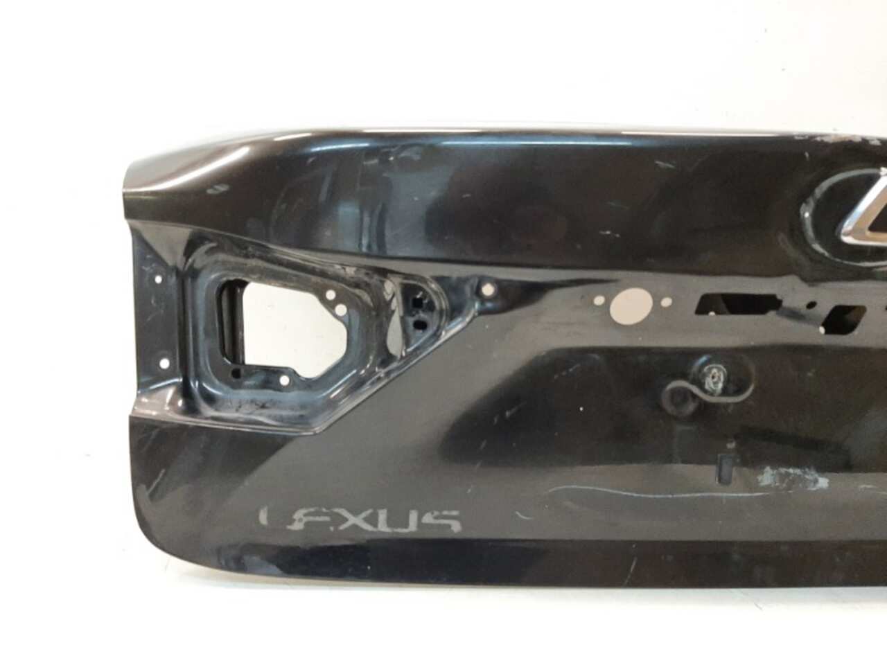крышка багажника LEXUS GS 4 2012- БУ 6440130C92 180578