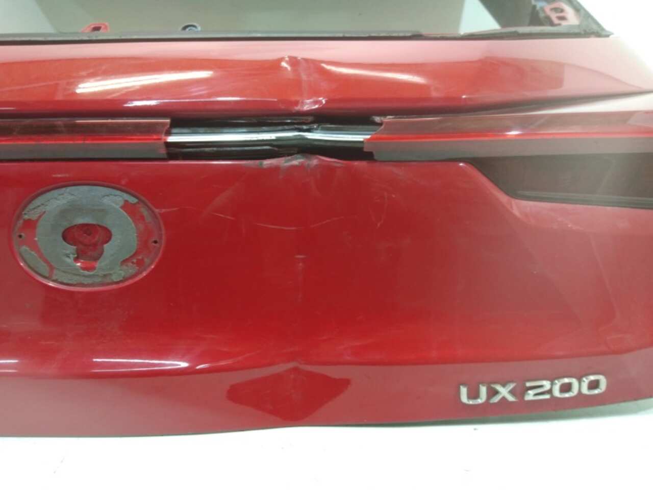 крышка багажника LEXUS UX 1 2018- БУ 6700576270 174860