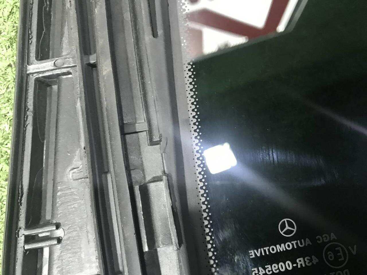 Форточка двери задняя левая MERCEDES-BENZ GL X166 (2012-2016) A1667300755 0000006061012