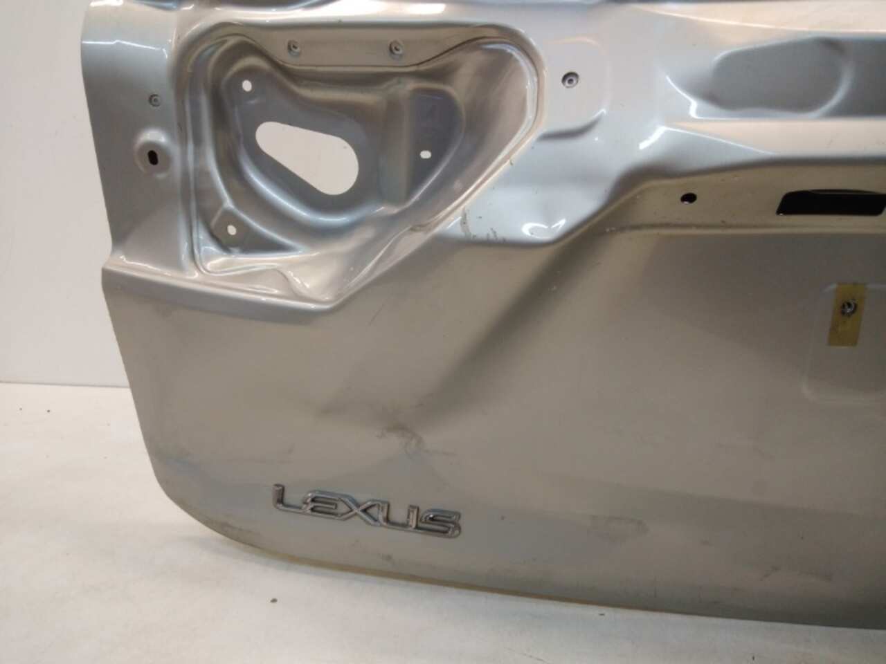 крышка багажника LEXUS RX 4 2016- БУ 6700548730 153840