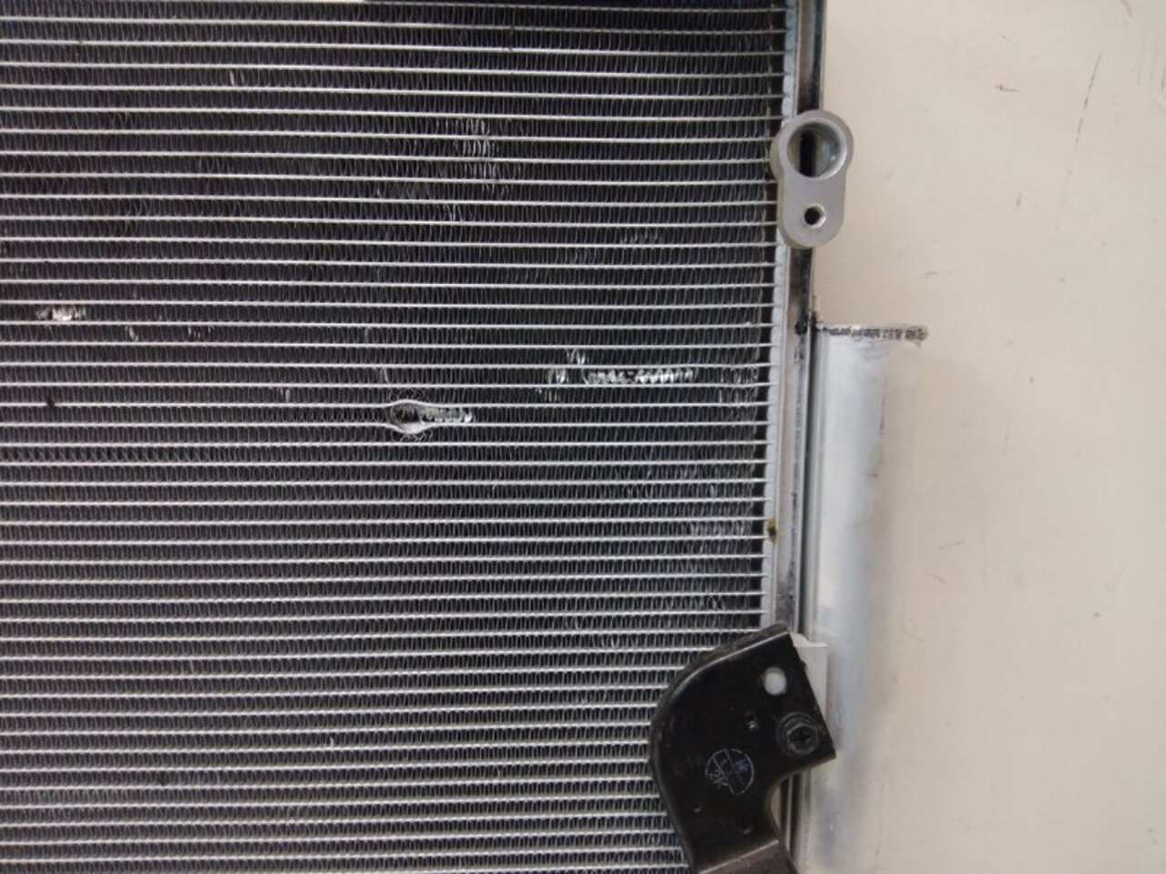 радиатор кондиционера LEXUS GX 2 2014- БУ 8846060420 90277