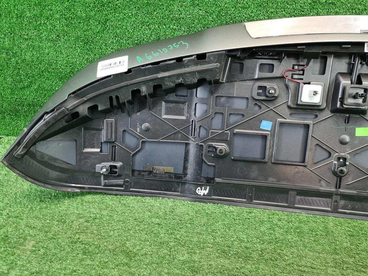 Спойлер крышки багажника MERCEDES-BENZ GLA X156 (2013-2017) A15679008009999 0000006610753