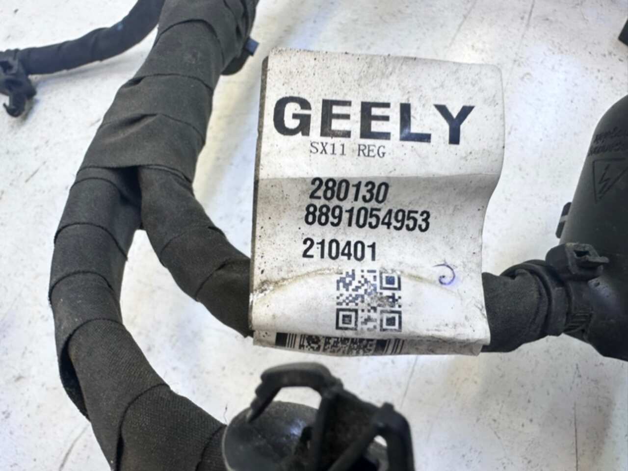 Проводка двигателя GEELY COOLRAY SX11 2020- БУ 8891054953 211660