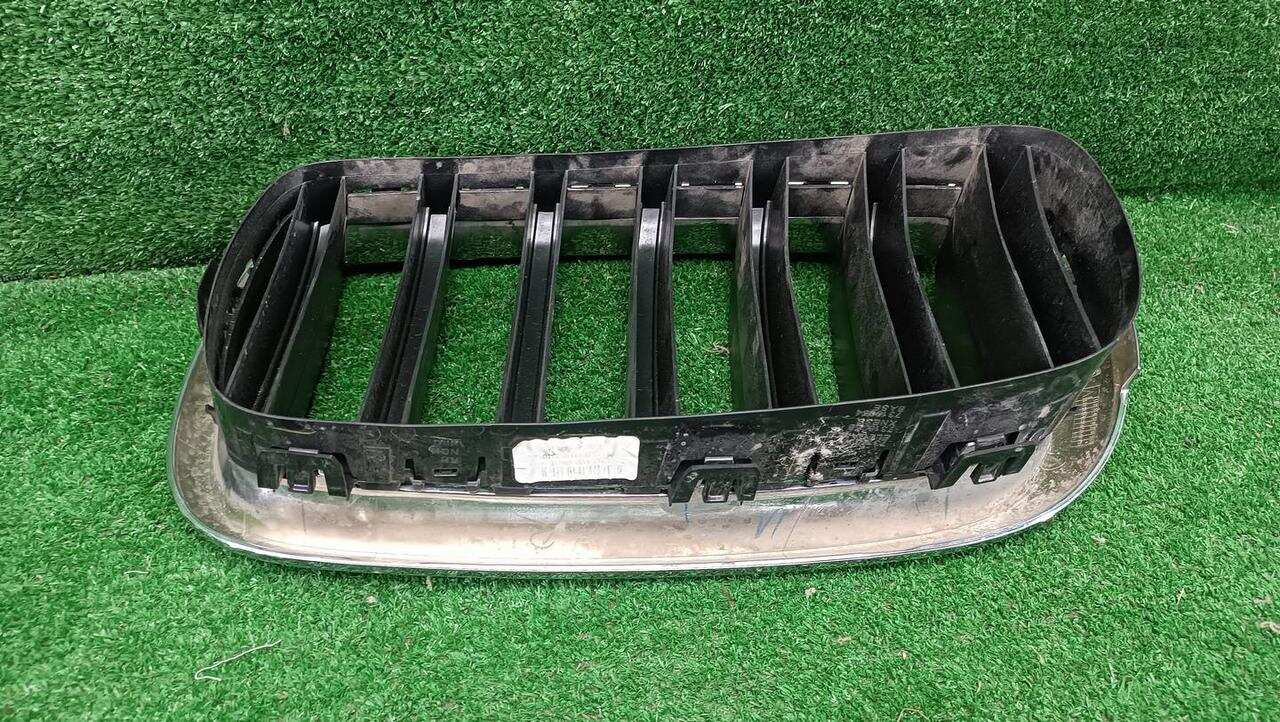 Решетка радиатора правая BMW X5 F15 (2013-2018) 51137316062 0000005935772