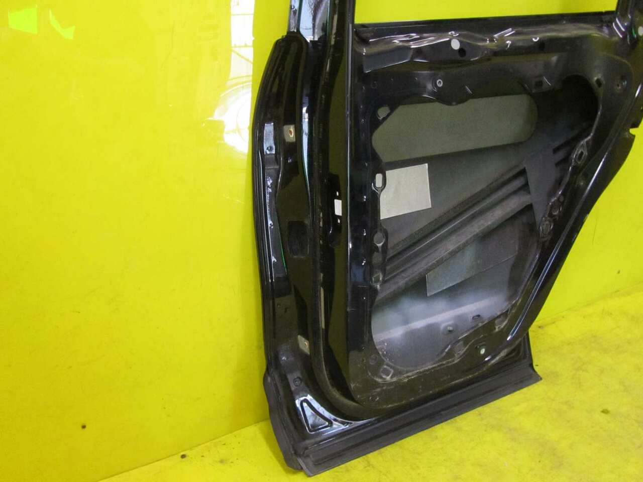 Дверь задняя правая VW TOUAREG 2 NF (2010-2014) 7P0833056A 0000000917995