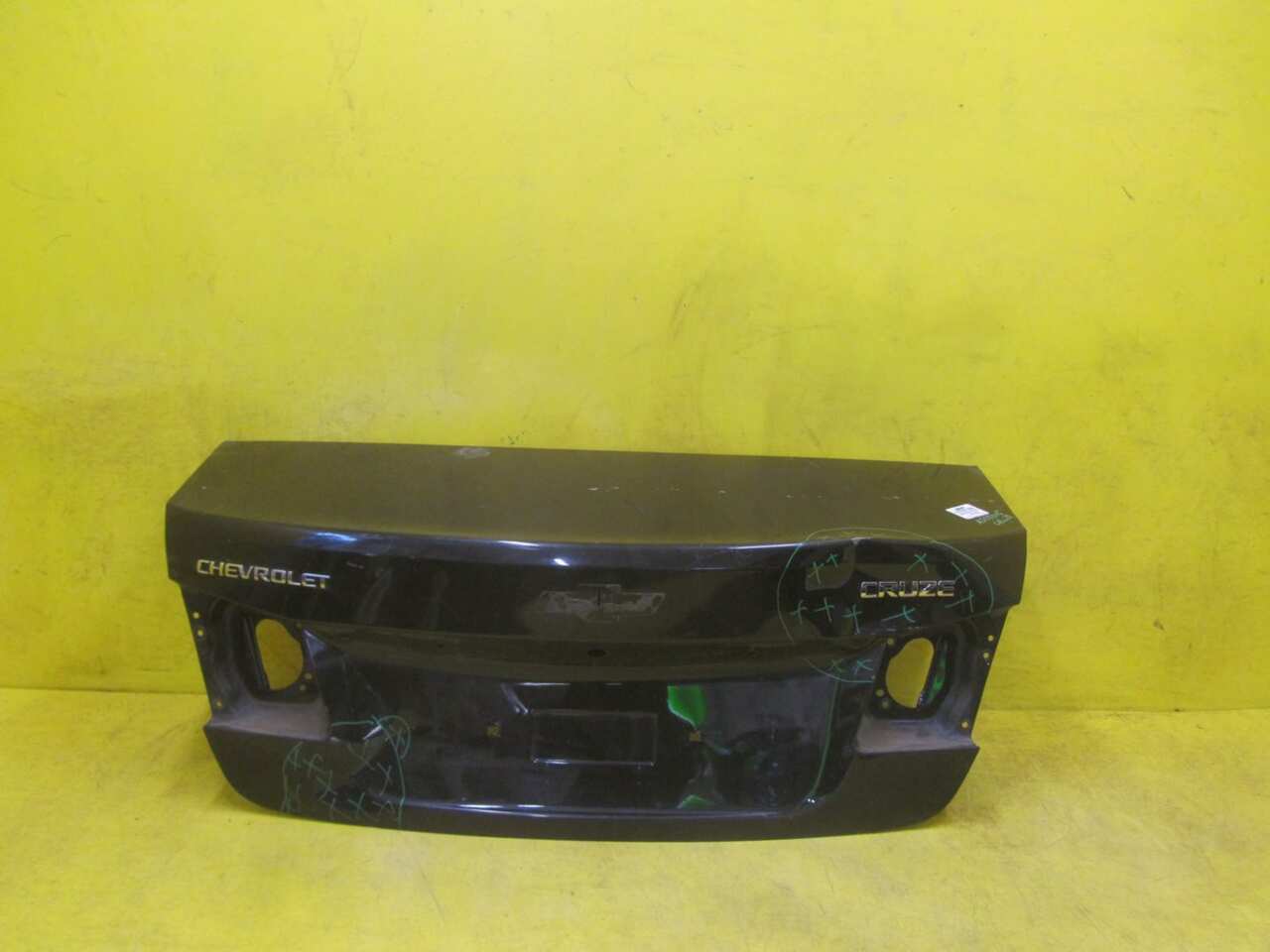 Крышка багажника CHEVROLET CRUZE 1 (2009-2012) 95950849 0000000267045